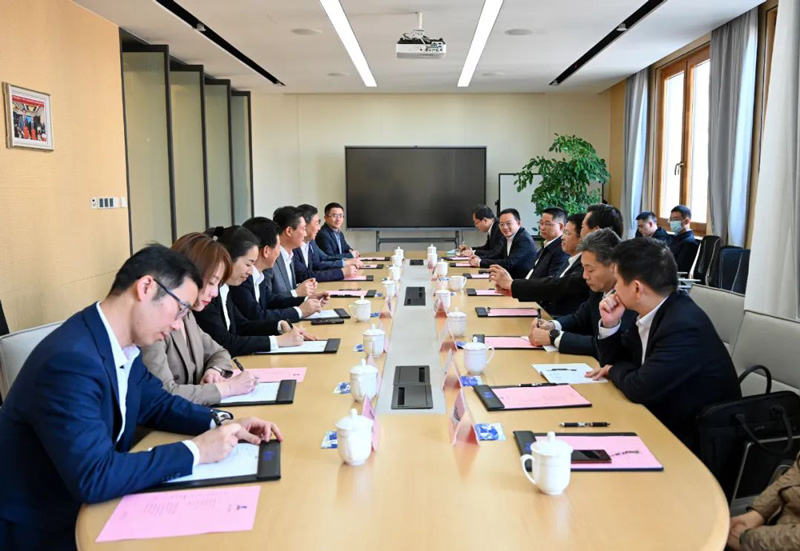 福建省副省長(zhǎng)、南平市委書(shū)記林瑞良，南平市長(zhǎng)袁超洪一行蒞臨大亞圣象